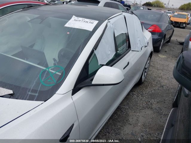 5YJ3E1EA1NF320295 Tesla MODEL 3