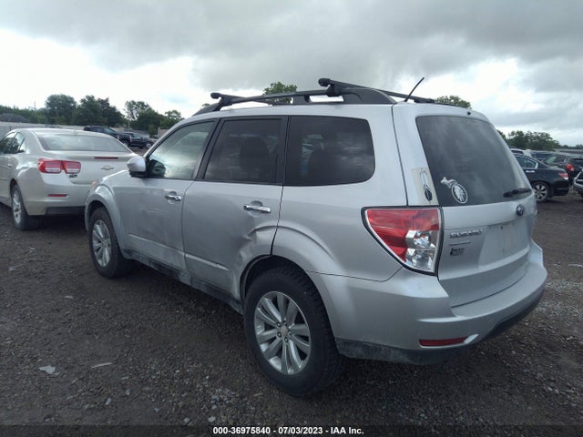 2011 SUBARU FORESTER 2.5X PREMIUM VIN: JF2SHADC3BH741065