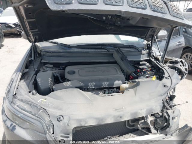 1C4PJLLB8KD384244 Jeep Cherokee Altitude