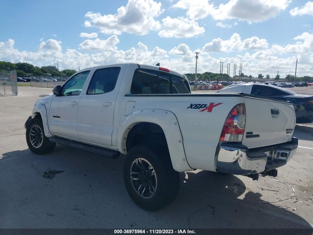 Toyota Tacoma Prerunner 2015 5TFJU4GNXFX078240 Image 3