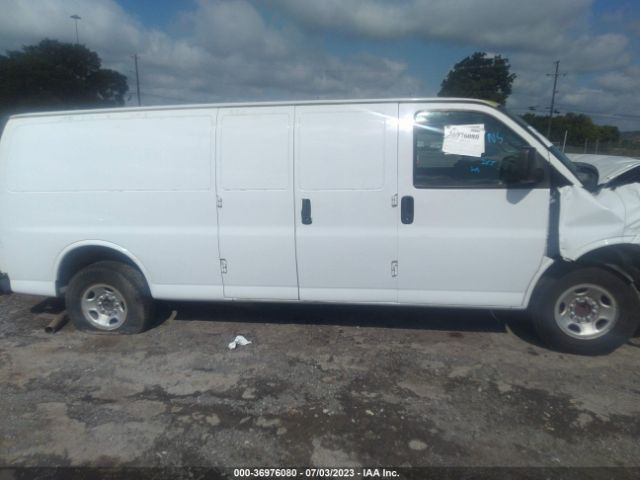 1GTW7BFG1J1332157 GMC SAVANA CARGO VAN