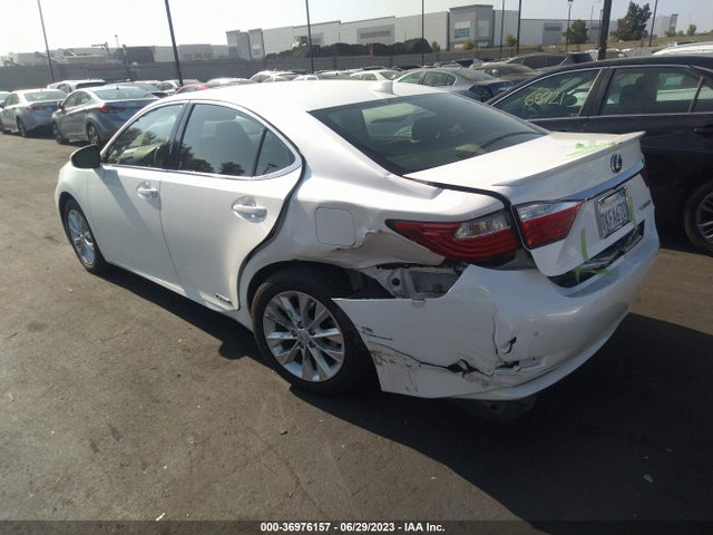 JTHBW1GG0F2091993 Lexus ES 300H