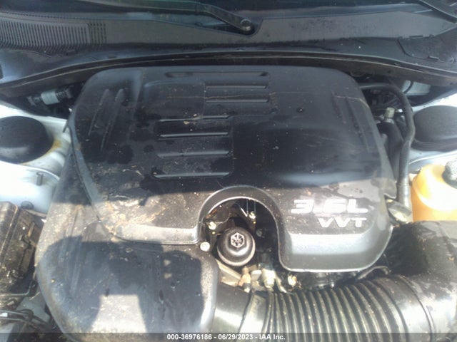 2C3CCAAG4JH320493 Chrysler 300 Touring