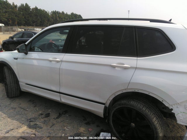 3VV3B7AX1MM159982 Volkswagen Tiguan Se/se R-line Black/sel