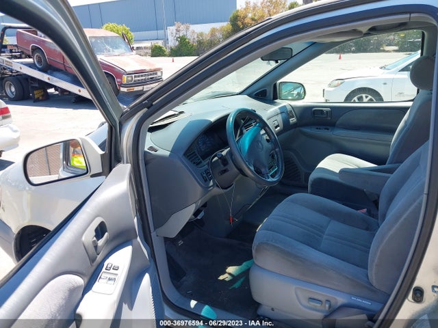 2002 TOYOTA SIENNA LE/XLE VIN: 4T3ZF13C62U427425