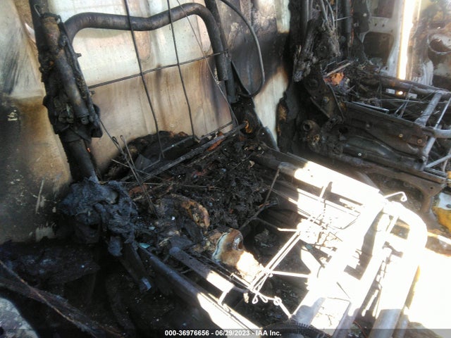 3C6TRVAG6GE105288 RAM Promaster Cargo Van