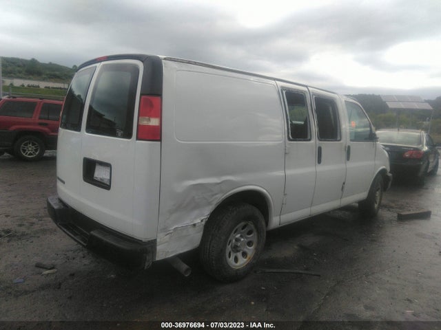 Chevrolet Express 1500 Work Van 2014 1GCSGAFXXE1145143 Image 4