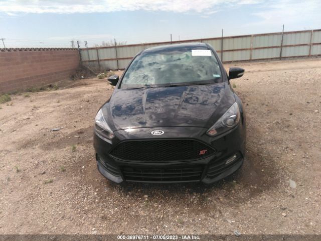 1FADP3L99JL200308 Ford FOCUS ST