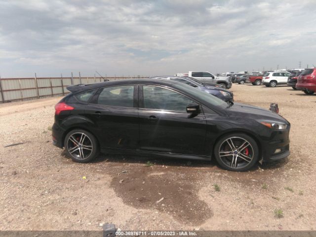 1FADP3L99JL200308 Ford FOCUS ST