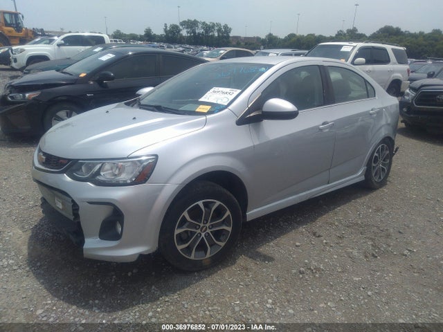 Chevrolet SONIC LT 2017 1G1JD5SH8H4133272 Image 2