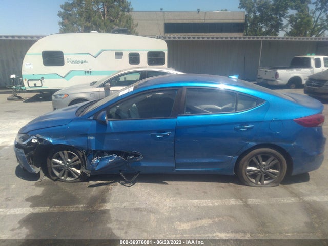 Hyundai ELANTRA SEL 2018 5NPD84LF2JH304968 Image 5
