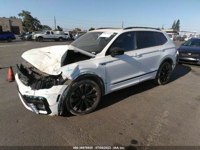 3VV2B7AX4MM133677 Volkswagen Tiguan Se/se R-line Black/sel