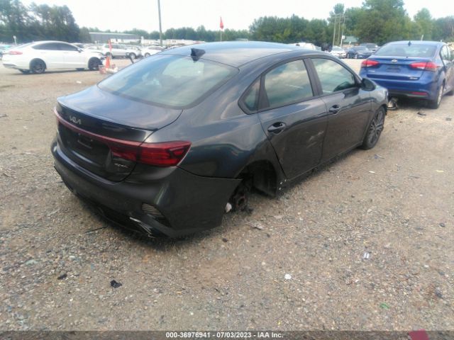 3KPF54AD2PE527477 KIA Forte Gt-line