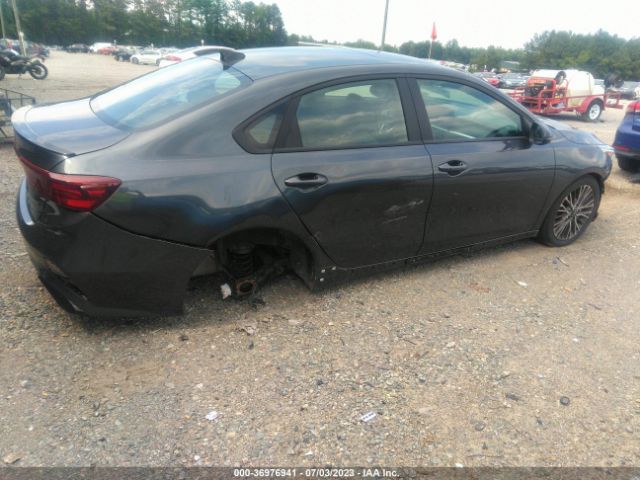 3KPF54AD2PE527477 KIA Forte Gt-line