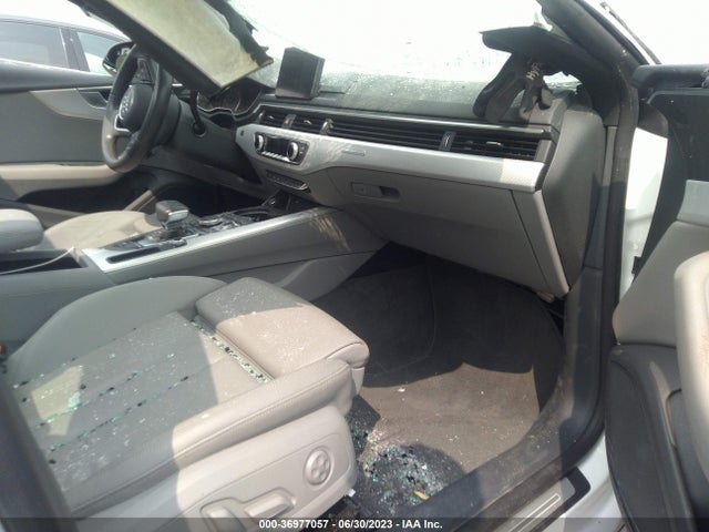 WAUDNCF54KA015571 Audi A5 Sportback Premium