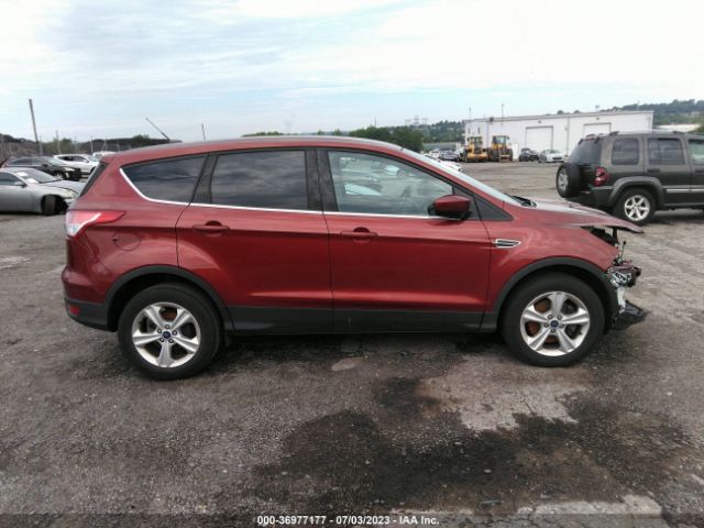 1FMCU9G92GUC33533 Ford ESCAPE SE