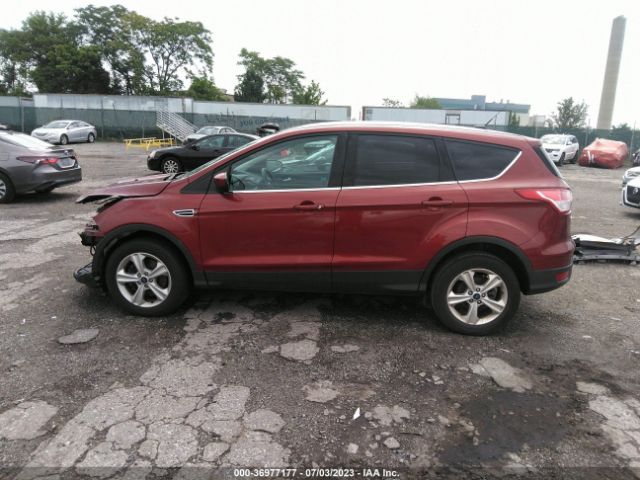 1FMCU9G92GUC33533 Ford ESCAPE SE