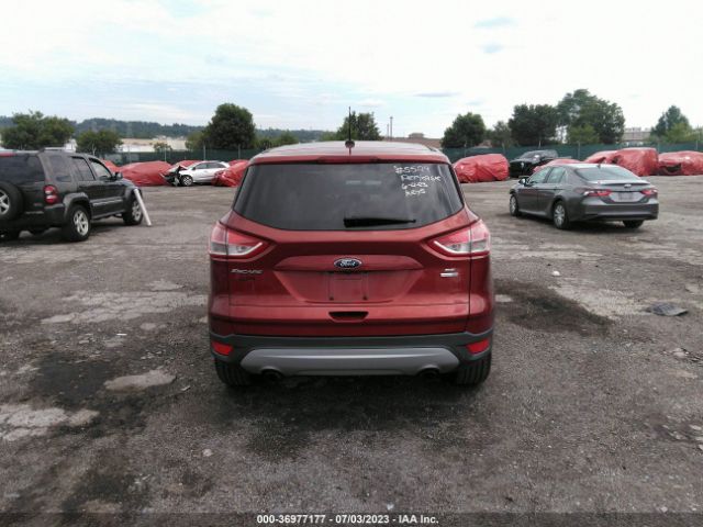1FMCU9G92GUC33533 Ford ESCAPE SE