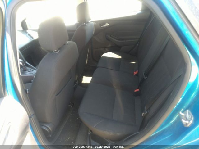 1FADP3K2XFL242062 Ford FOCUS SE