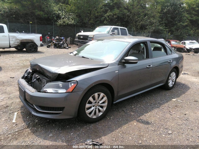 1VWAT7A31EC102360 Volkswagen Passat Wolfsburg Ed