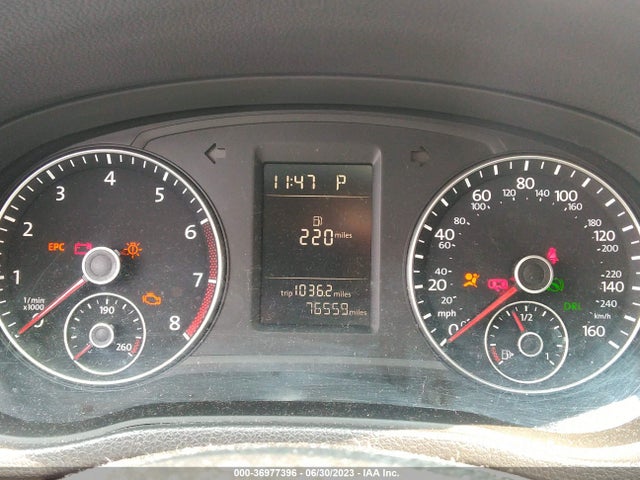 1VWAT7A31EC102360 Volkswagen Passat Wolfsburg Ed