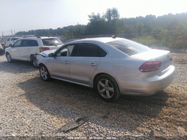 1VWAT7A3XEC047519 Volkswagen Passat Wolfsburg Ed