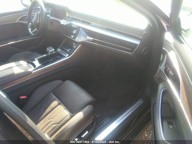 2020 Audi A8, VIN: WAU8EAF86LN004226