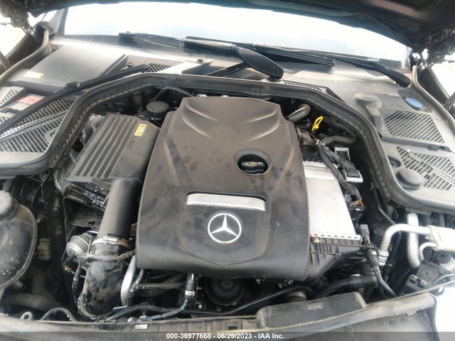 2016 MERCEDES-BENZ C-CLASS C 300 VIN: WDDWF4KB8GR123538