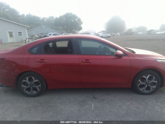 3KPF24ADXME262697 KIA Forte Lxs