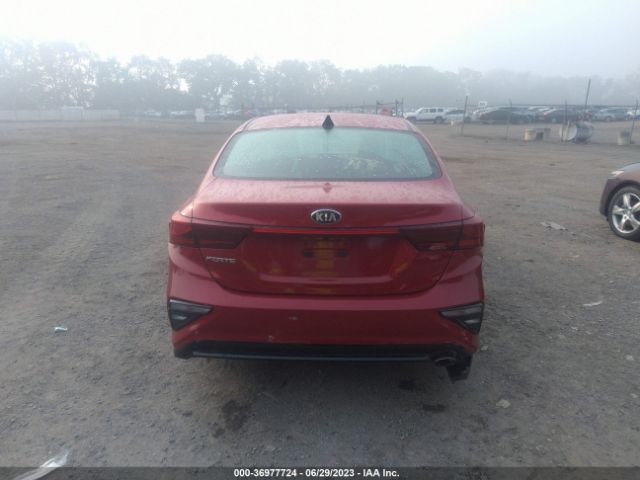 3KPF24ADXME262697 KIA Forte Lxs