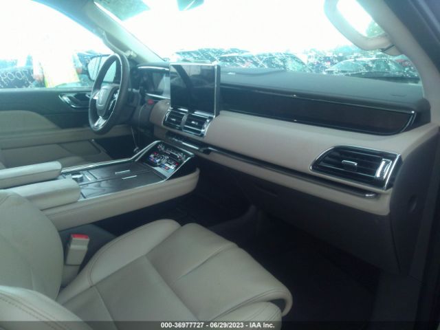 Lincoln Navigator L Standard 2022 5LMJJ3NTXNEL07023 Image 11