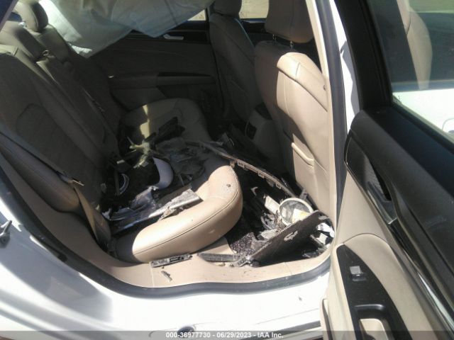3FA6P0HD0HR132433 Ford FUSION SE