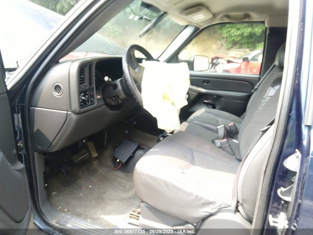 2005 GMC SIERRA 2500HD VIN: 1GTHK29UX5E224191