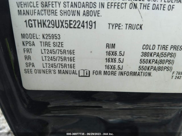2005 GMC SIERRA 2500HD VIN: 1GTHK29UX5E224191