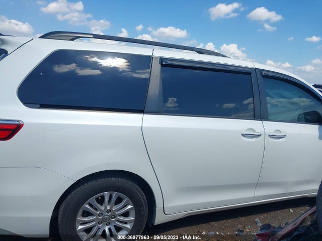 2017 TOYOTA SIENNA XLE AUTO ACCESS VIN: 5TDYZ3DC0HS868507