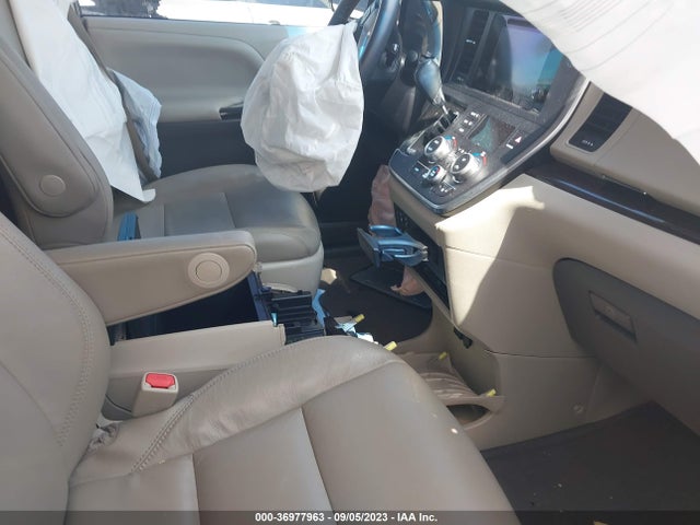 2017 TOYOTA SIENNA XLE AUTO ACCESS VIN: 5TDYZ3DC0HS868507