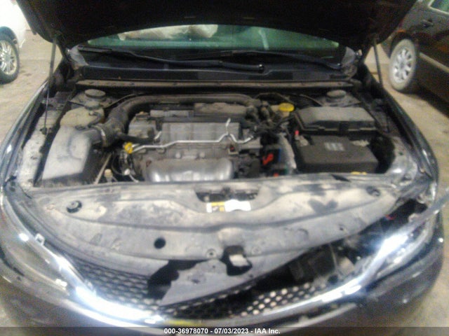 1C3CCCFB1HN501335 Chrysler 200 Touring