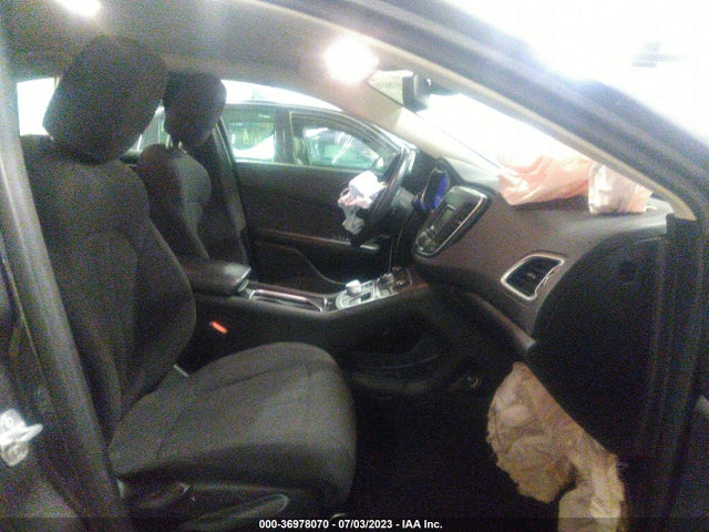 1C3CCCFB1HN501335 Chrysler 200 Touring