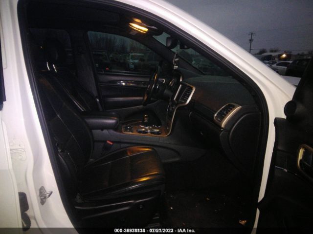 1C4RJFCG8FC124038 Jeep Grand Cherokee Overland