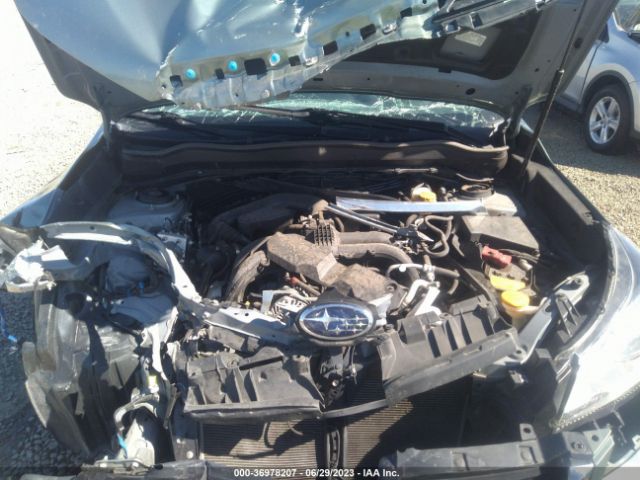 JF2SJAEC8JH578527 Subaru Forester Premium