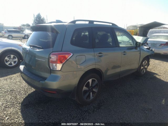 JF2SJAEC8JH578527 Subaru Forester Premium
