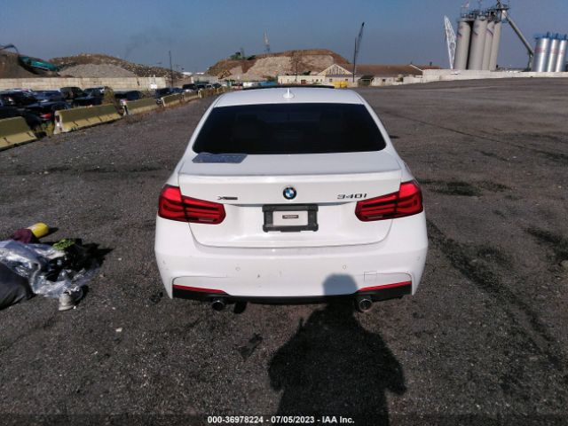 WBA8B7C38HA190001 BMW 3 Series 340i Xdrive
