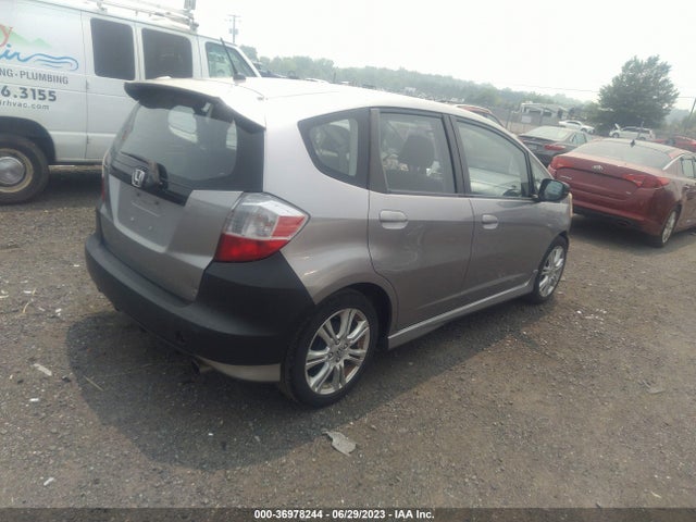 2010 HONDA FIT SPORT VIN: JHMGE8H48AS026596