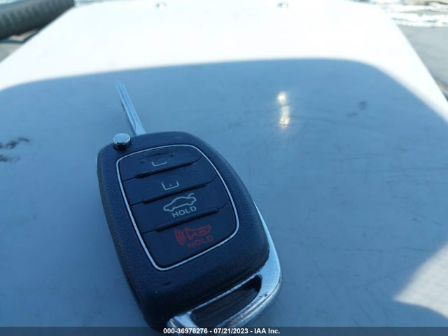 Hyundai SONATA SE 2017 5NPE24AF8HH446695 Image 3