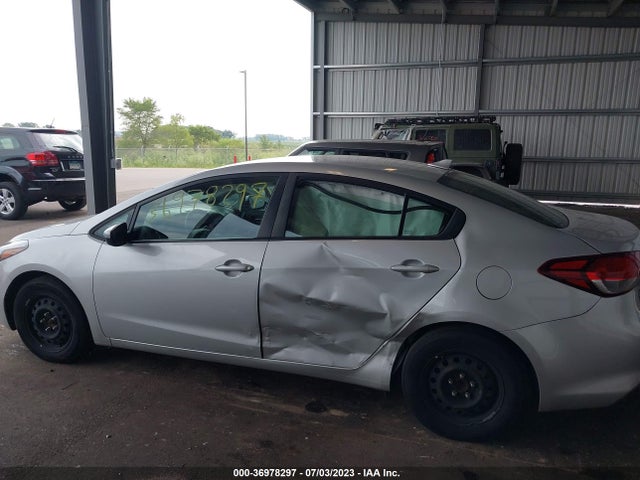 KIA FORTE LX 2018 3KPFK4A78JE237318 Image 6