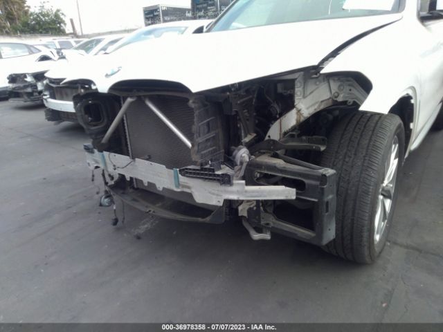 5UXTR7C51KLE96738 BMW X3 Sdrive30i