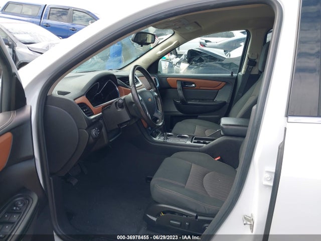Chevrolet Traverse Lt 2016 1GNKRGKD8GJ207075 Image 5