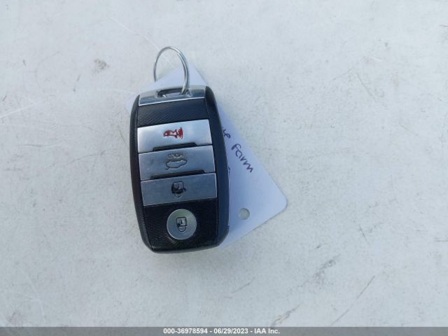 KNAFZ5A30G5634344 KIA Forte 5-door Sx