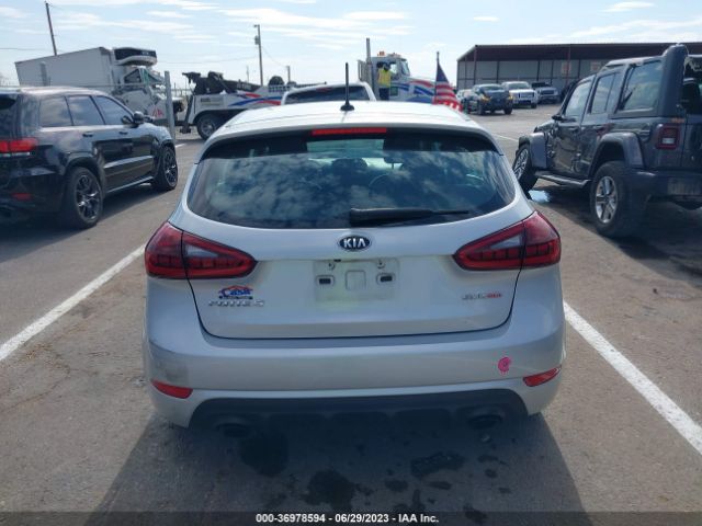 KNAFZ5A30G5634344 KIA Forte 5-door Sx