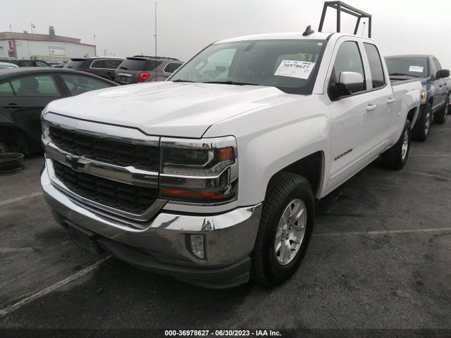 Chevrolet Silverado 1500 Lt 2017 1GCRCREC6HZ245463 Image 2